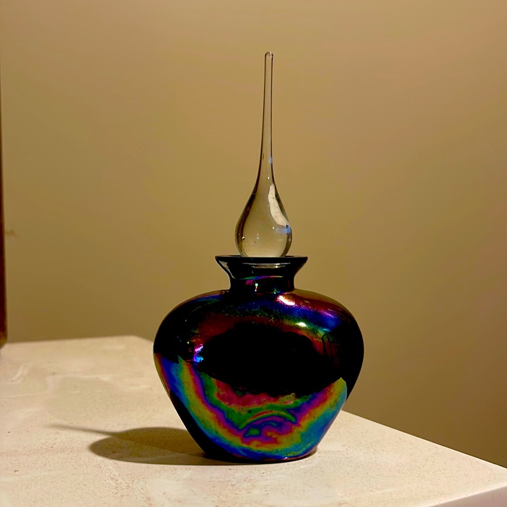 Perfume bottle